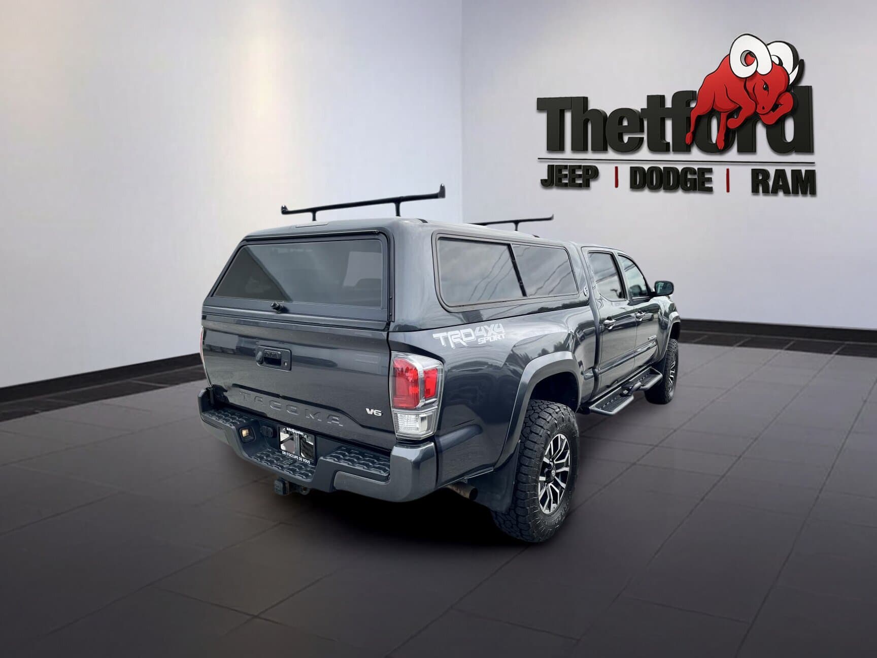 Toyota Tacoma 2023 — photo 6