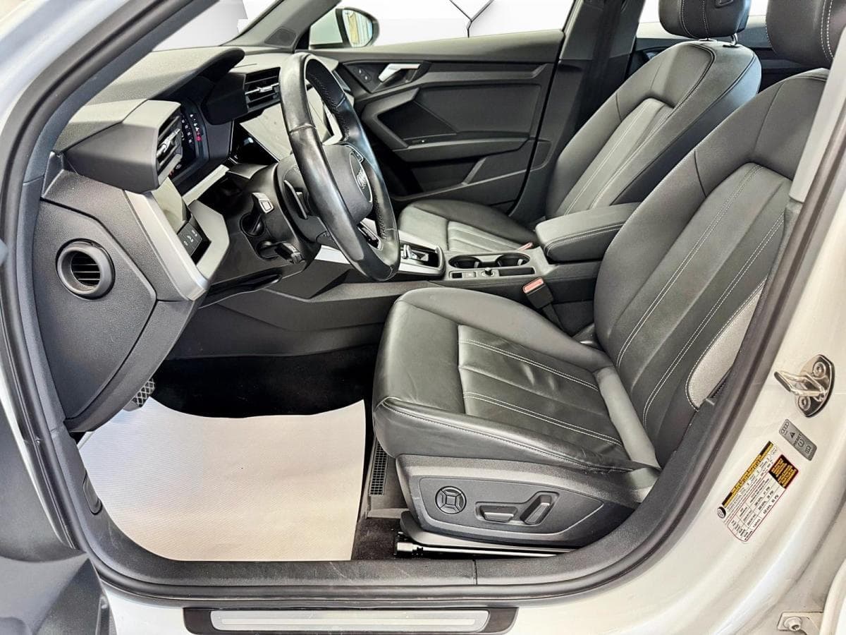 Audi A3 2024 — photo 12
