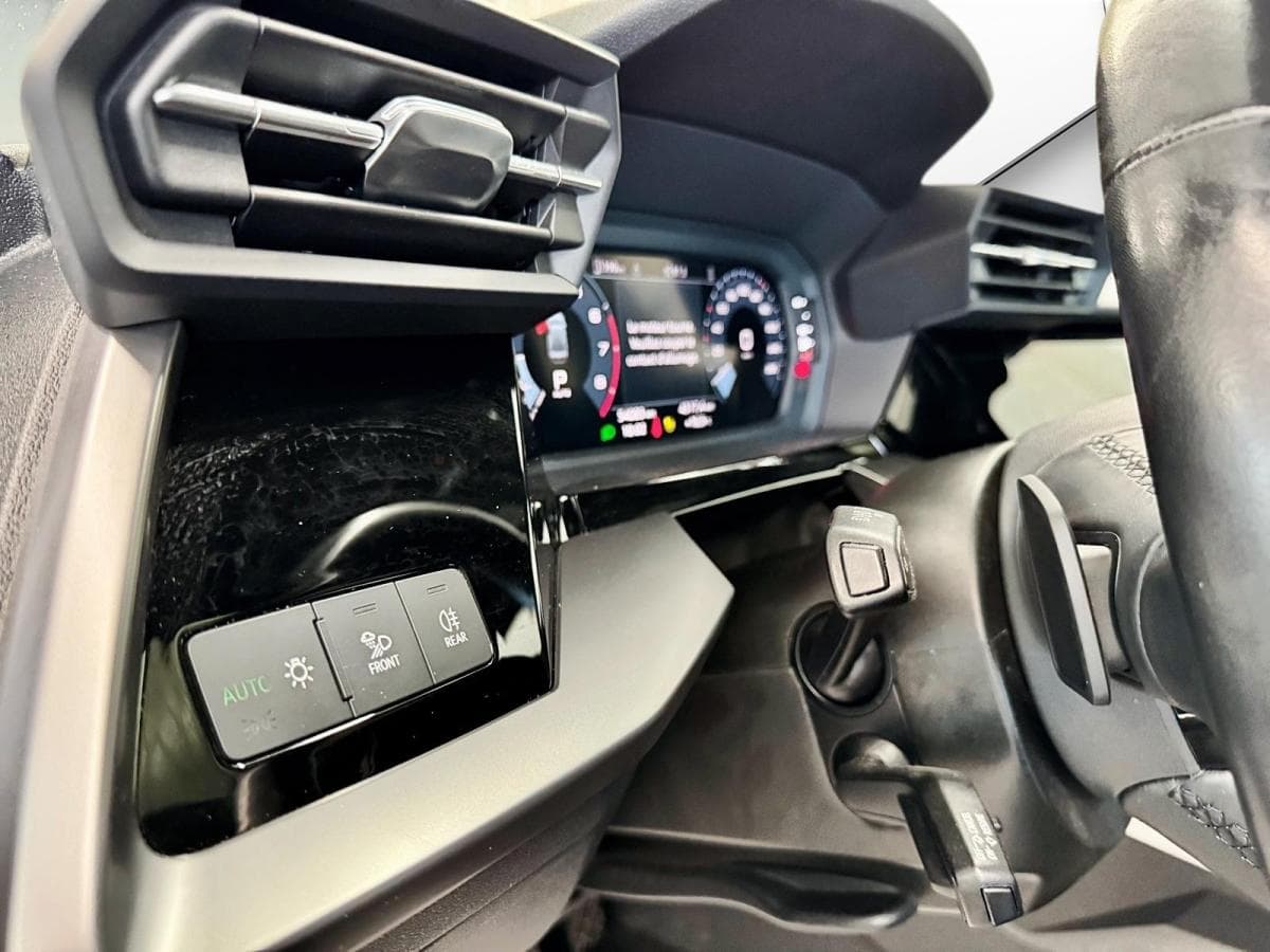 Audi A3 2024 — photo 15