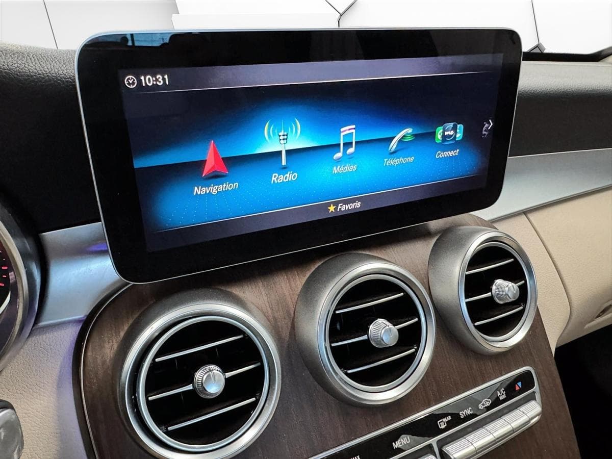 Mercedes-Benz C-Class 2019 — photo 15