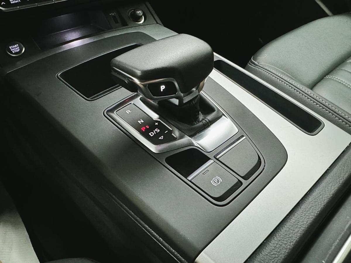 Audi Q5 2024 — photo 19