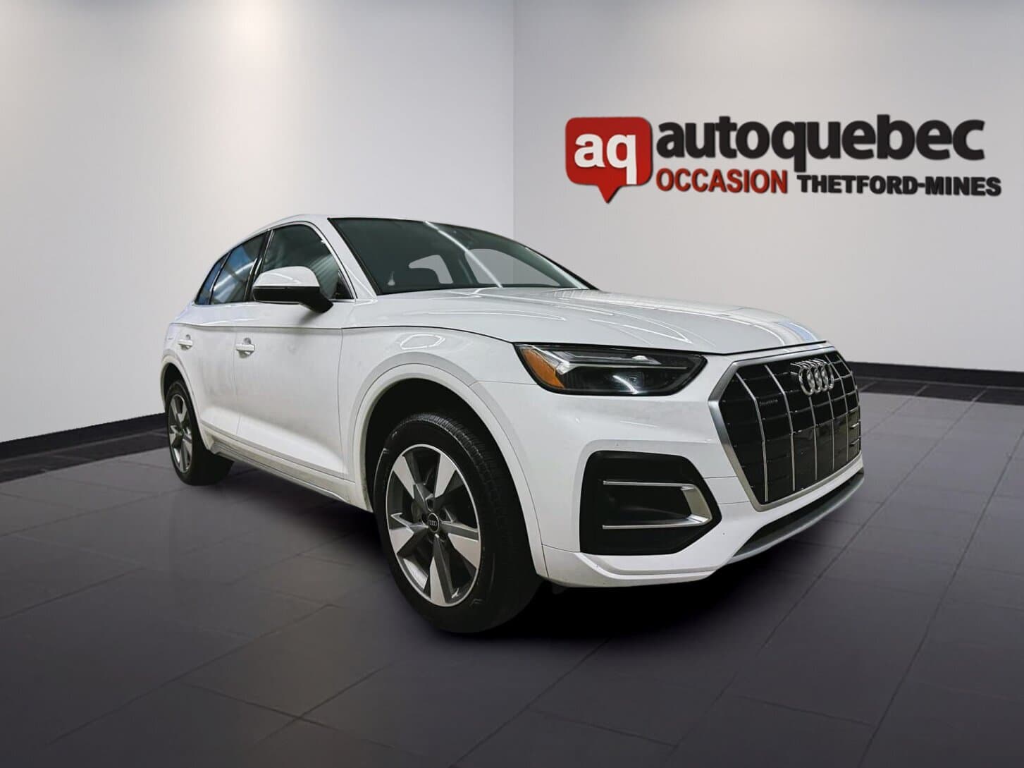 Audi Q5 2024 — photo 3