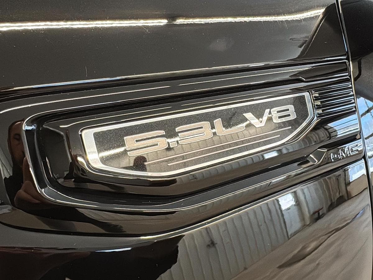 GMC Sierra 1500 2023 — photo 10