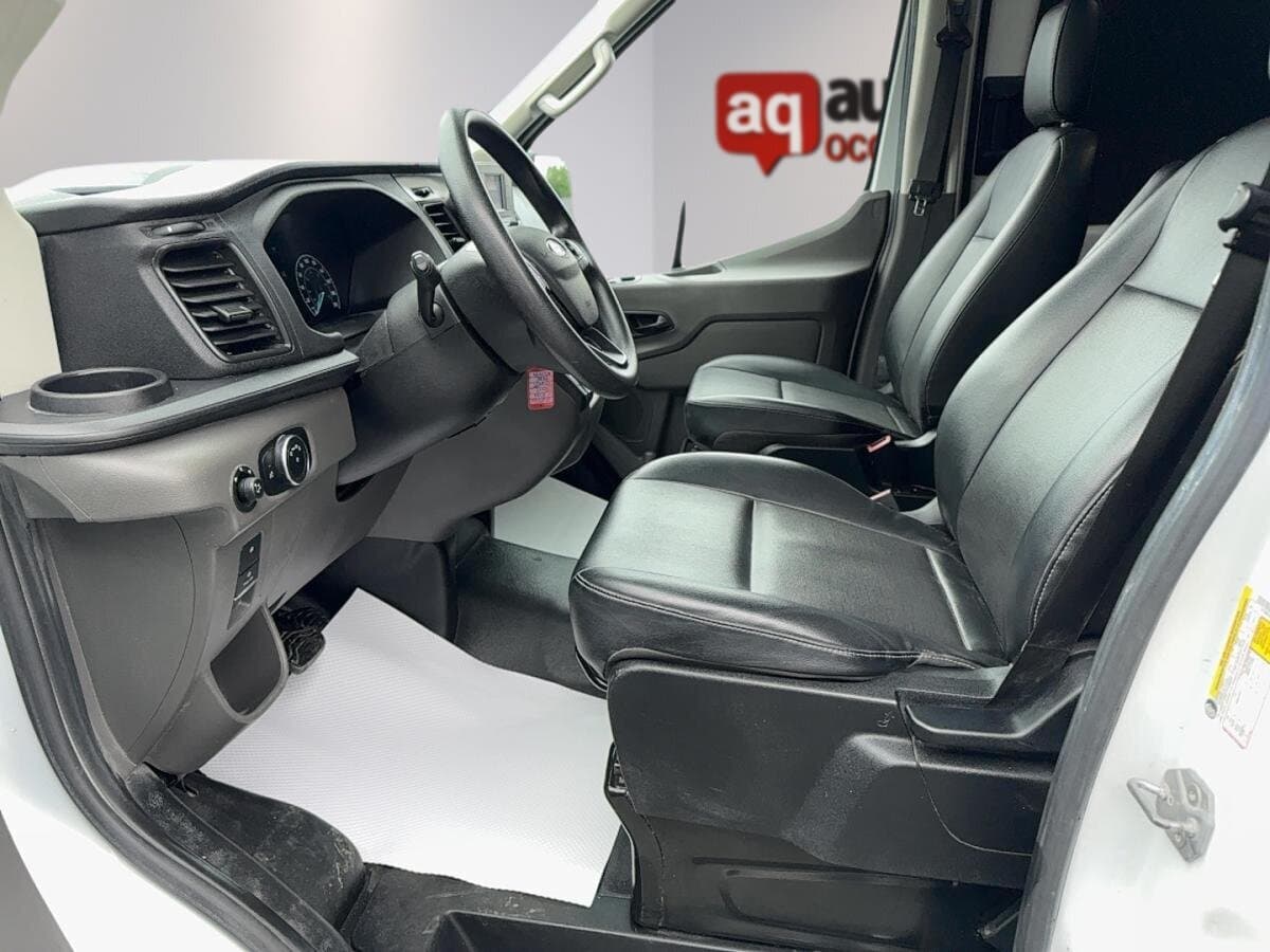 Ford Transit Cargo Van 2024 — photo 13