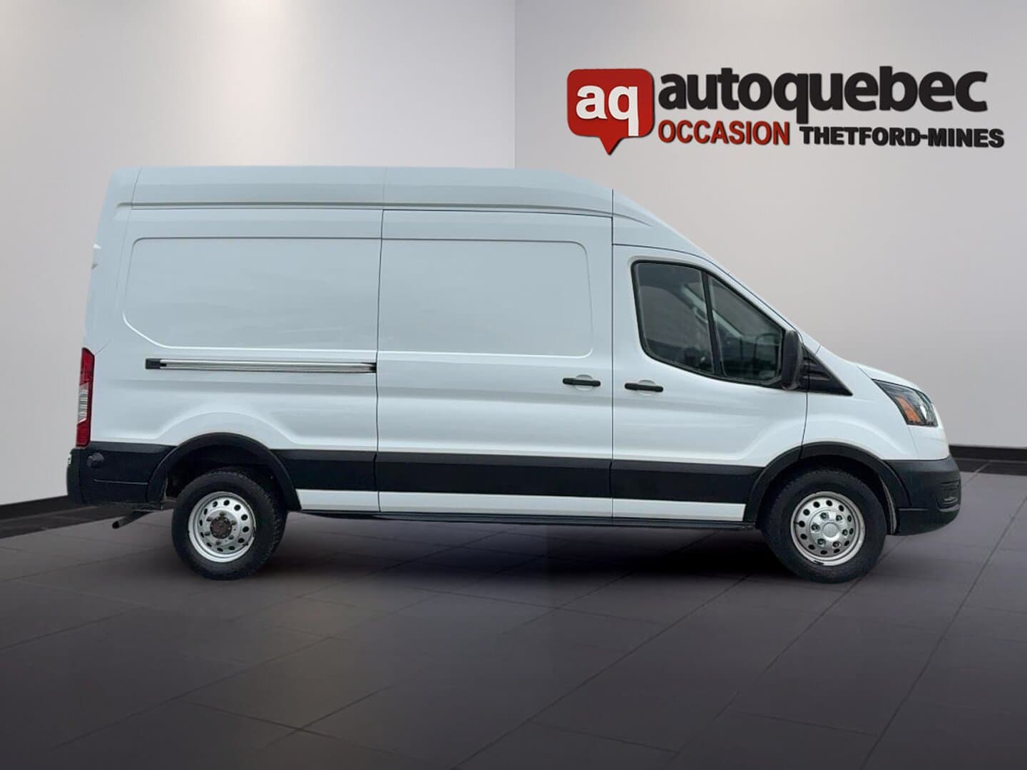 Ford Transit Cargo Van 2024 — photo 5