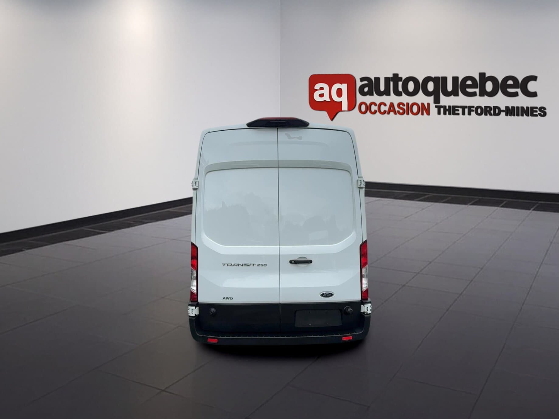Ford Transit Cargo Van 2024 — photo 7