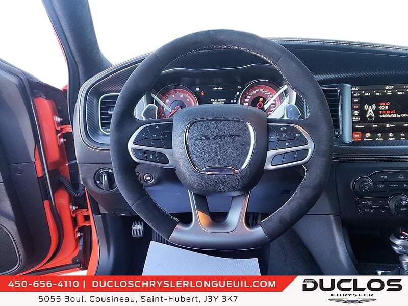 Dodge Charger 2023 — photo 13