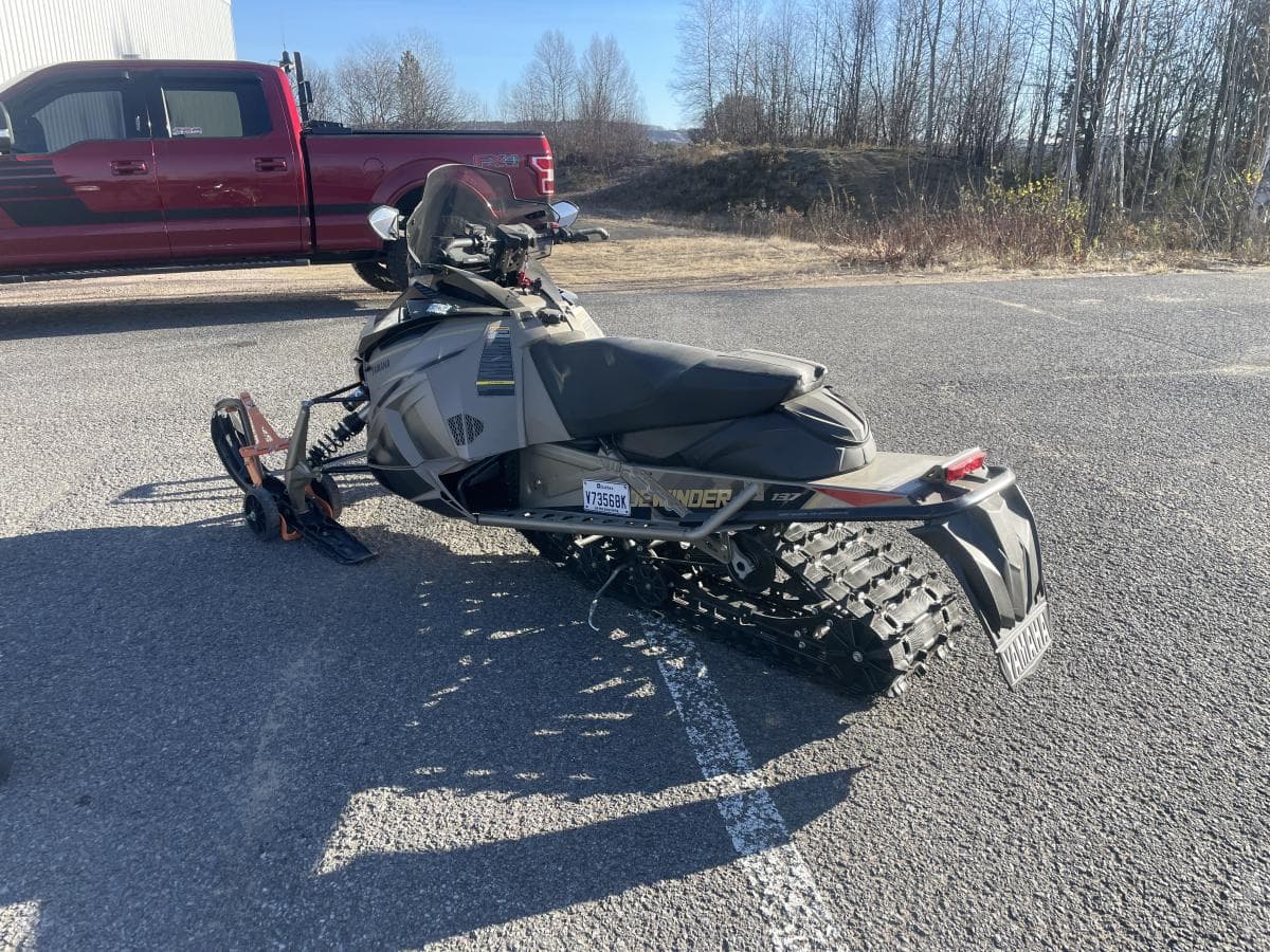 Yamaha SIDEWINDER 2023 — photo 2