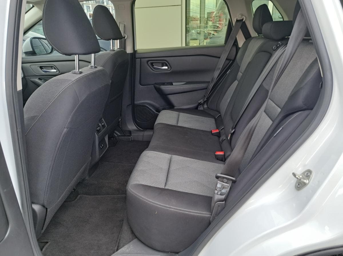 Nissan Rogue 2024 — photo 11