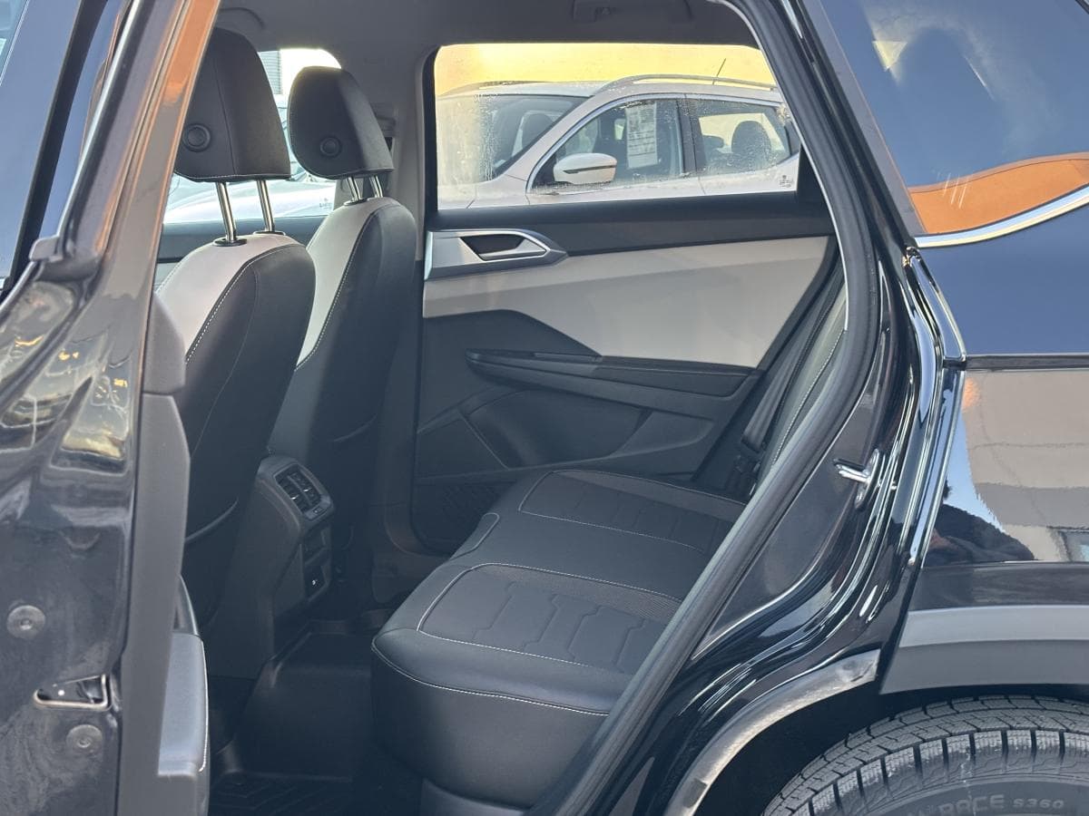 Volkswagen Taos 2025 — photo 10