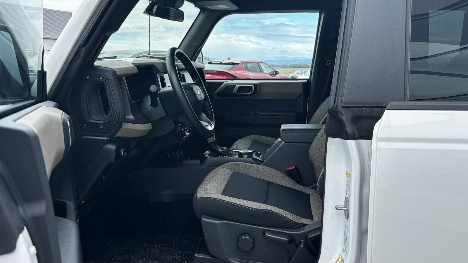 Ford Bronco 2025 — photo 11