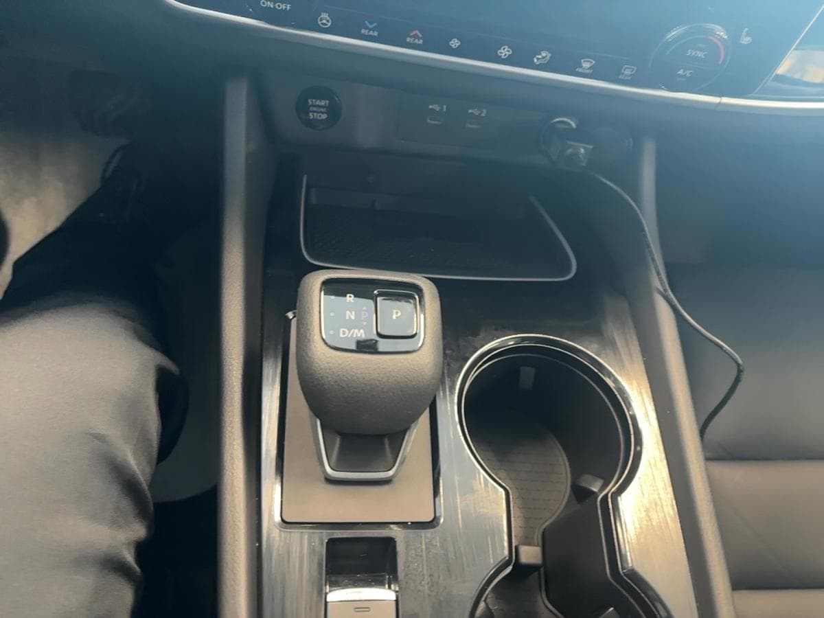 Nissan Rogue 2025 — photo 13