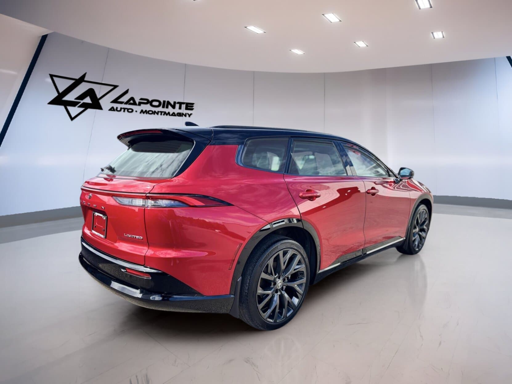 Toyota Crown Signia 2025 — photo 5