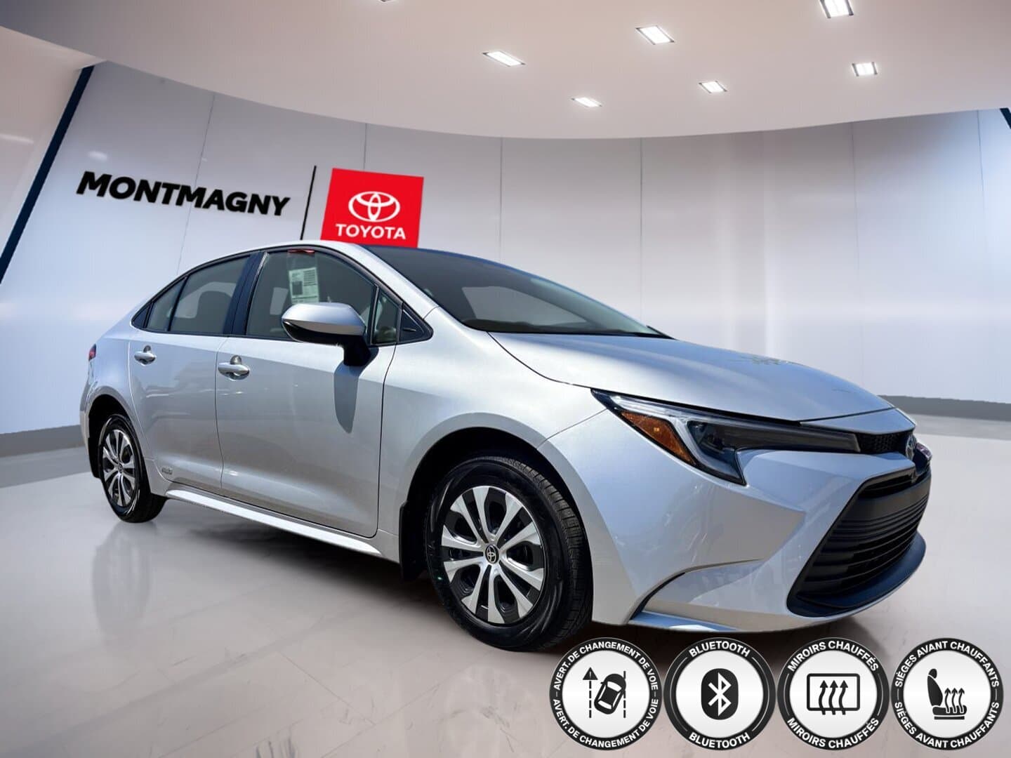 Toyota Corolla Hybrid 2024 — photo 4