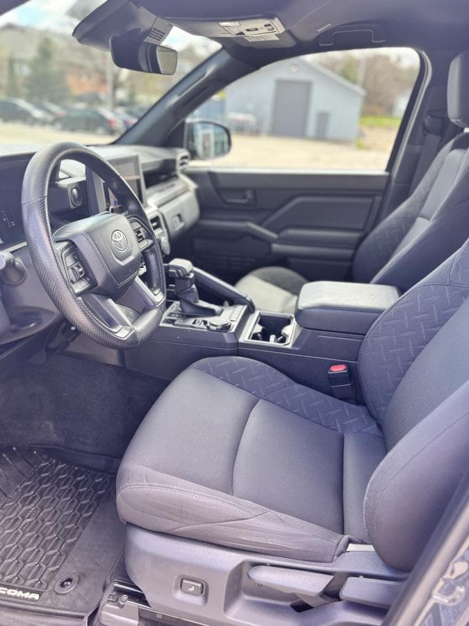 Toyota Tacoma 2024 — photo 9