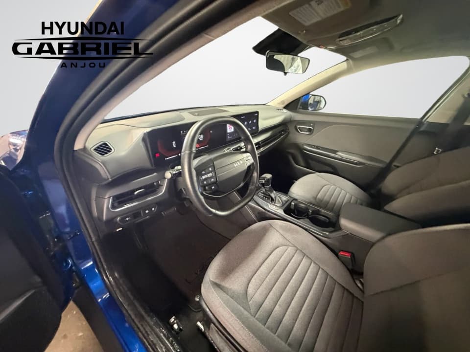 Kia K4 2025 — photo 13