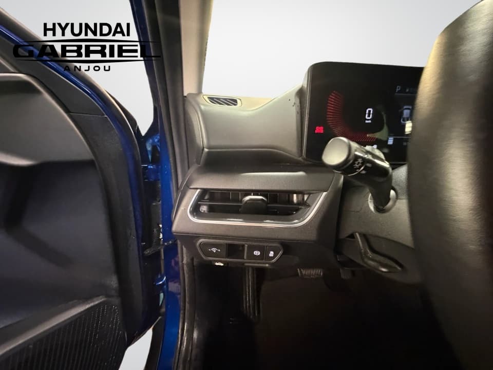 Kia K4 2025 — photo 16