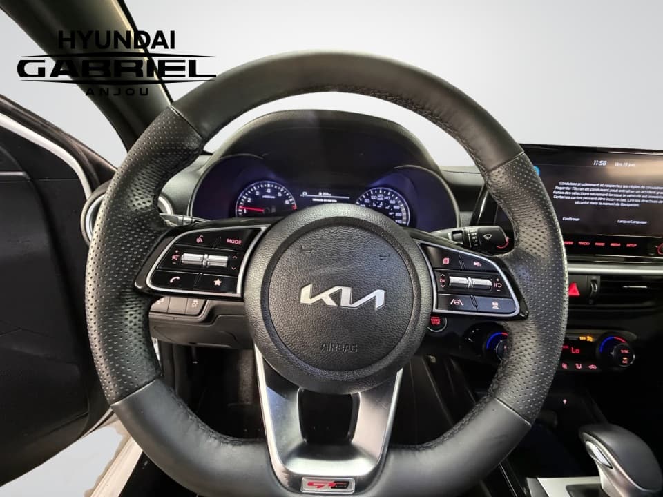 Kia Forte 2024 — photo 20