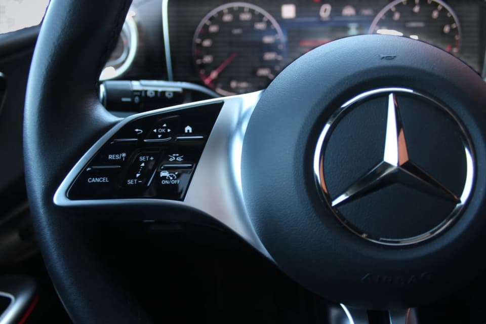 Mercedes-Benz GLC-Class 2025 — photo 15