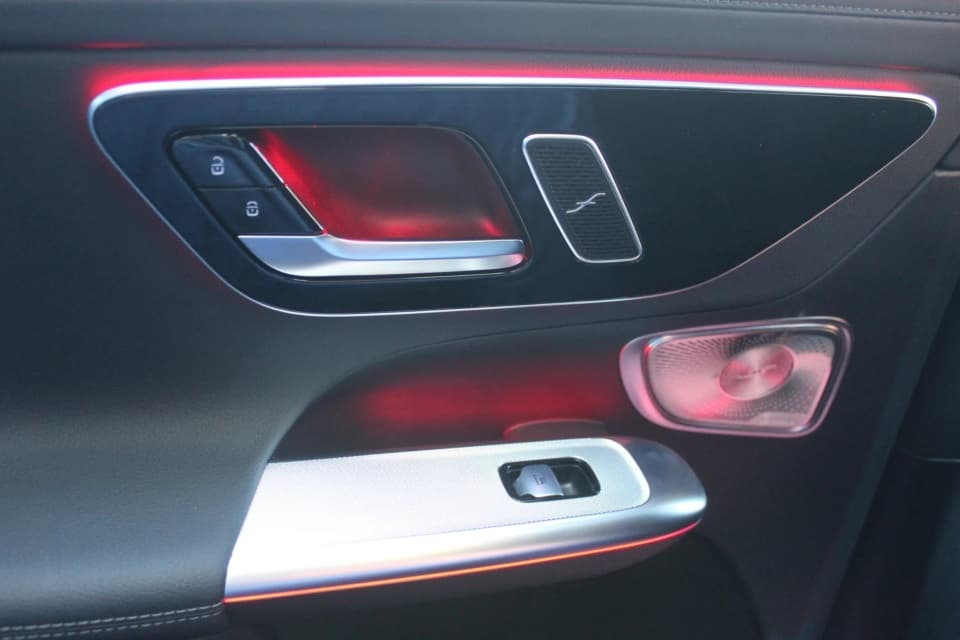 Mercedes-Benz GLC-Class 2025 — photo 21