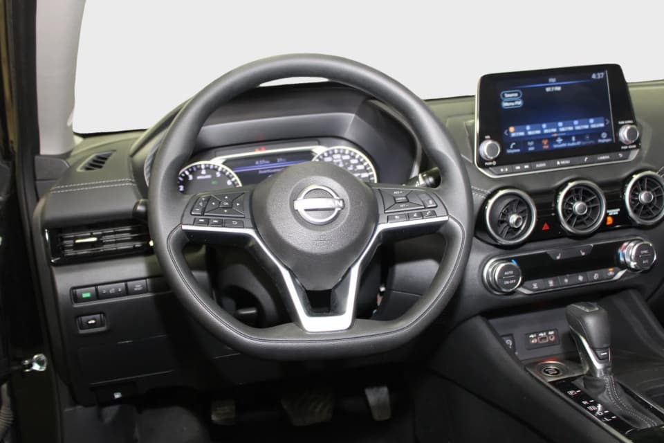 Nissan Sentra 2024 — photo 11