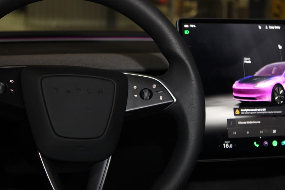 Tesla Model 3 2024 — photo 13