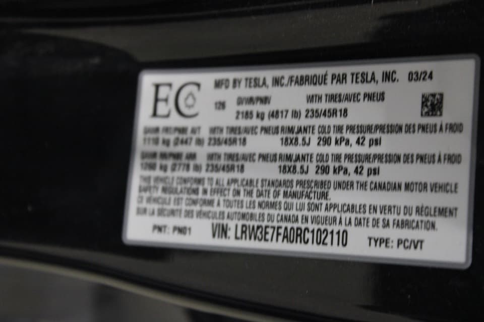 Tesla Model 3 2024 — photo 18