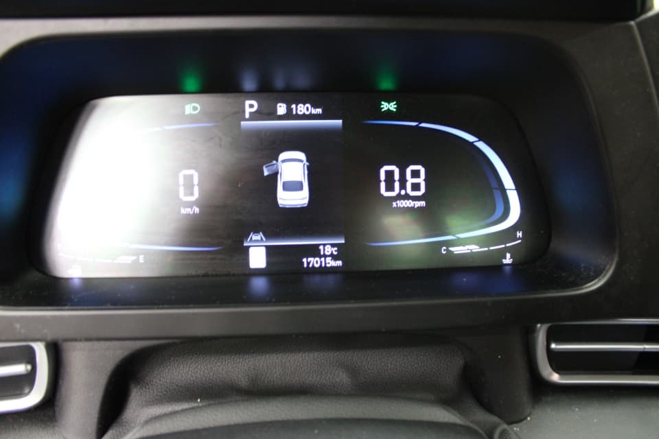 Hyundai Elantra 2024 — photo 10