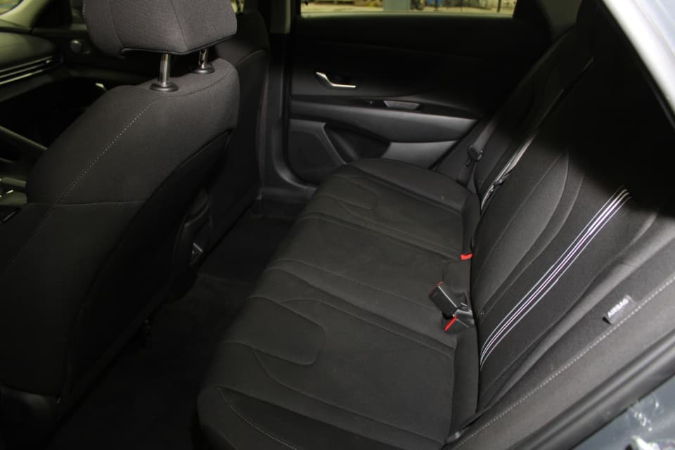 Hyundai Elantra 2024 — photo 11
