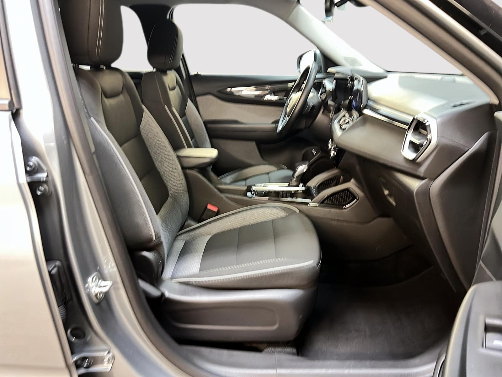 Chevrolet TrailBlazer 2025 — photo 8