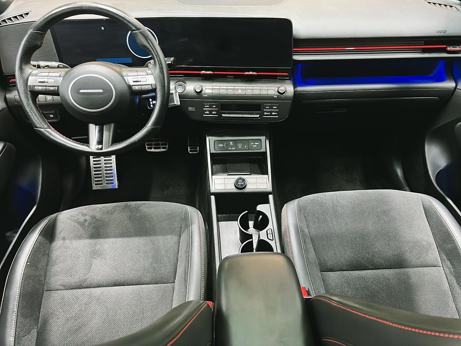 Hyundai Kona 2025 — photo 11