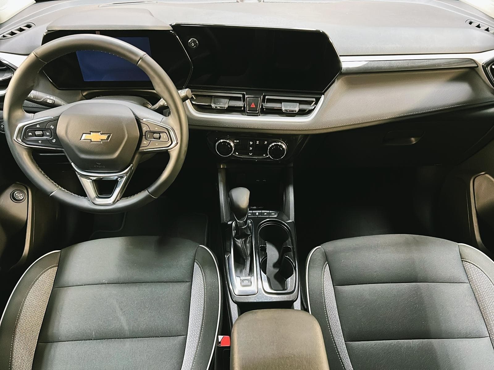 Chevrolet TrailBlazer 2025 — photo 10