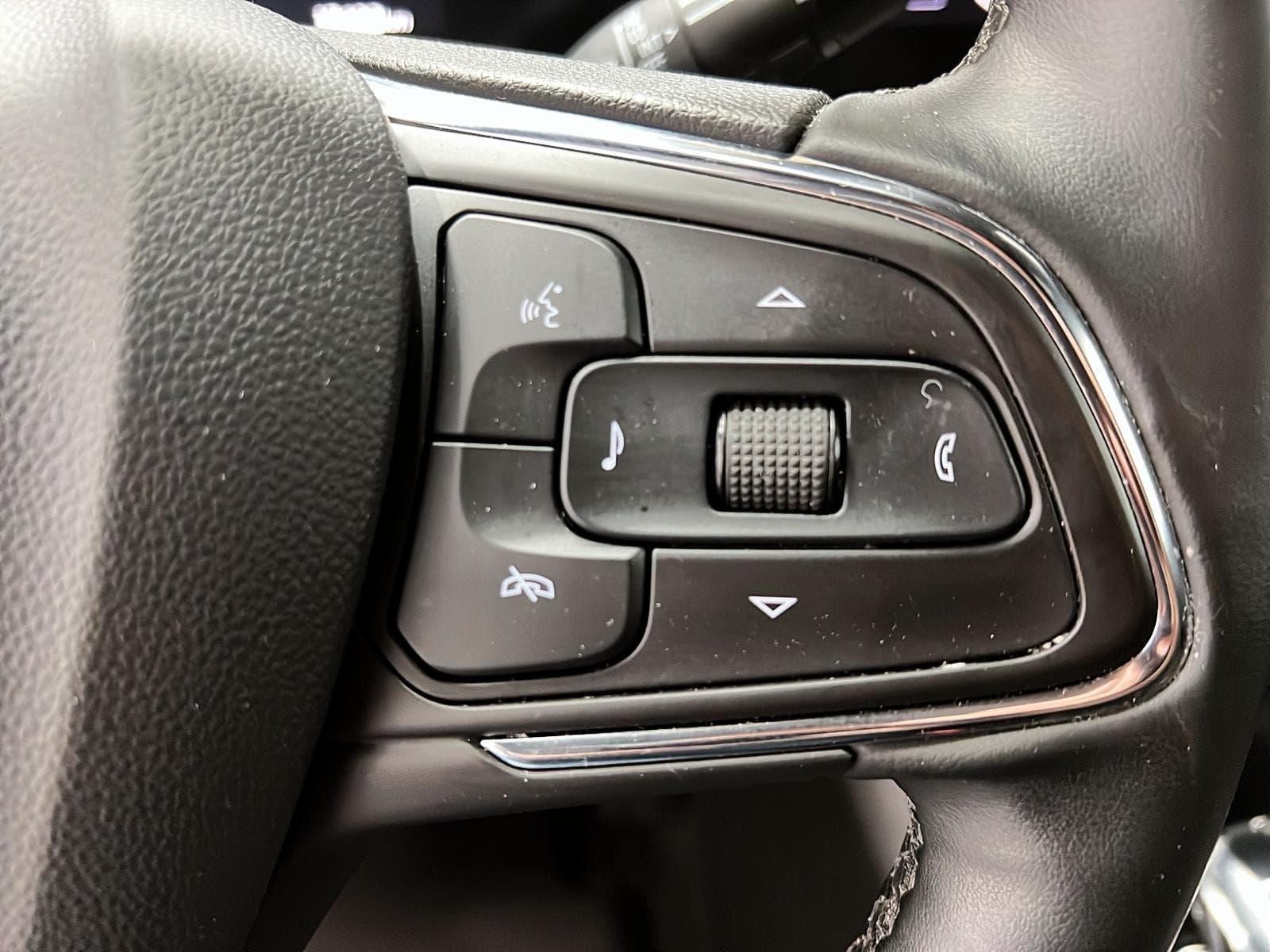 Buick Envista 2025 — photo 18