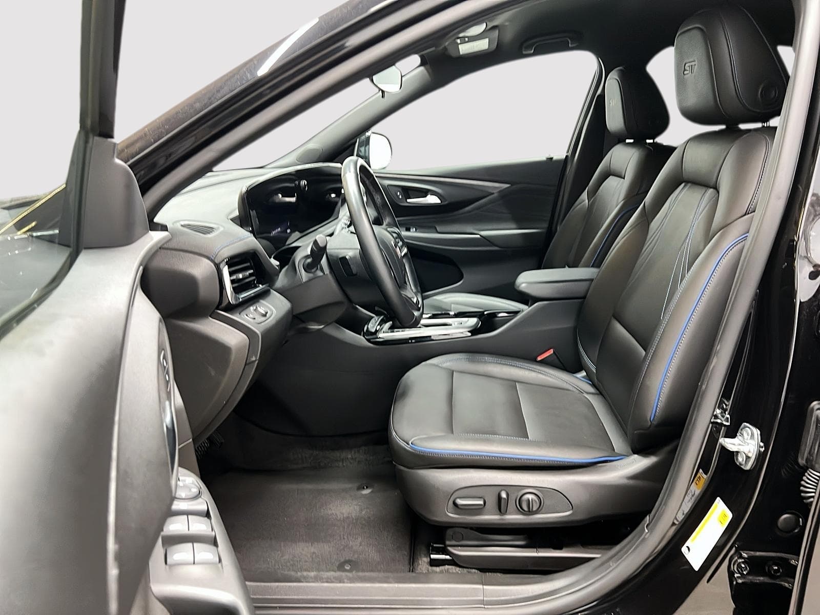 Buick Envista 2025 — photo 7