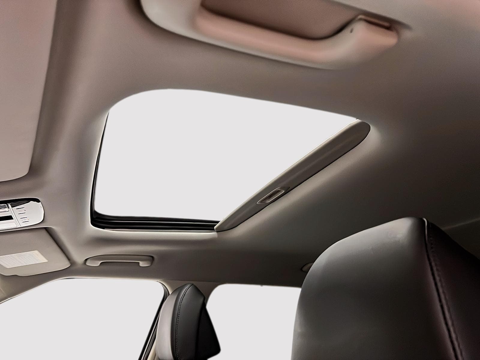 Hyundai Santa Fe 2025 — photo 12