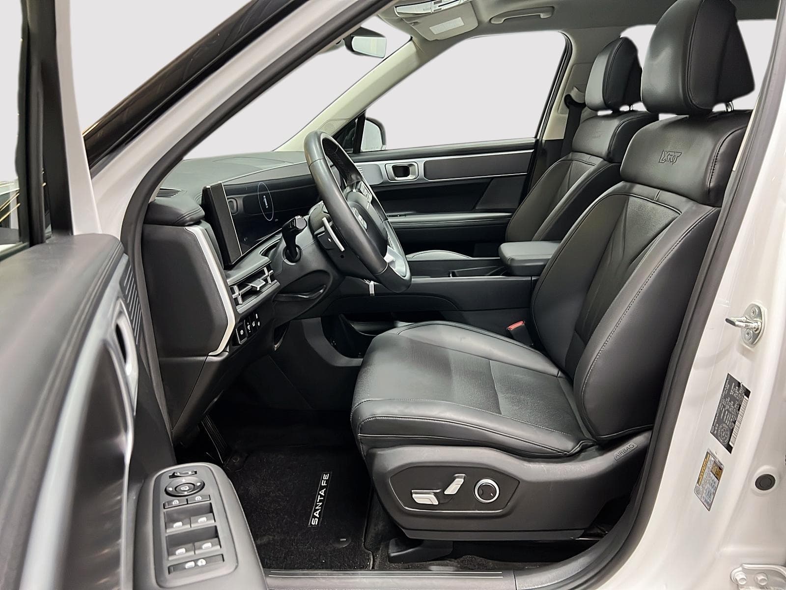Hyundai Santa Fe 2025 — photo 8