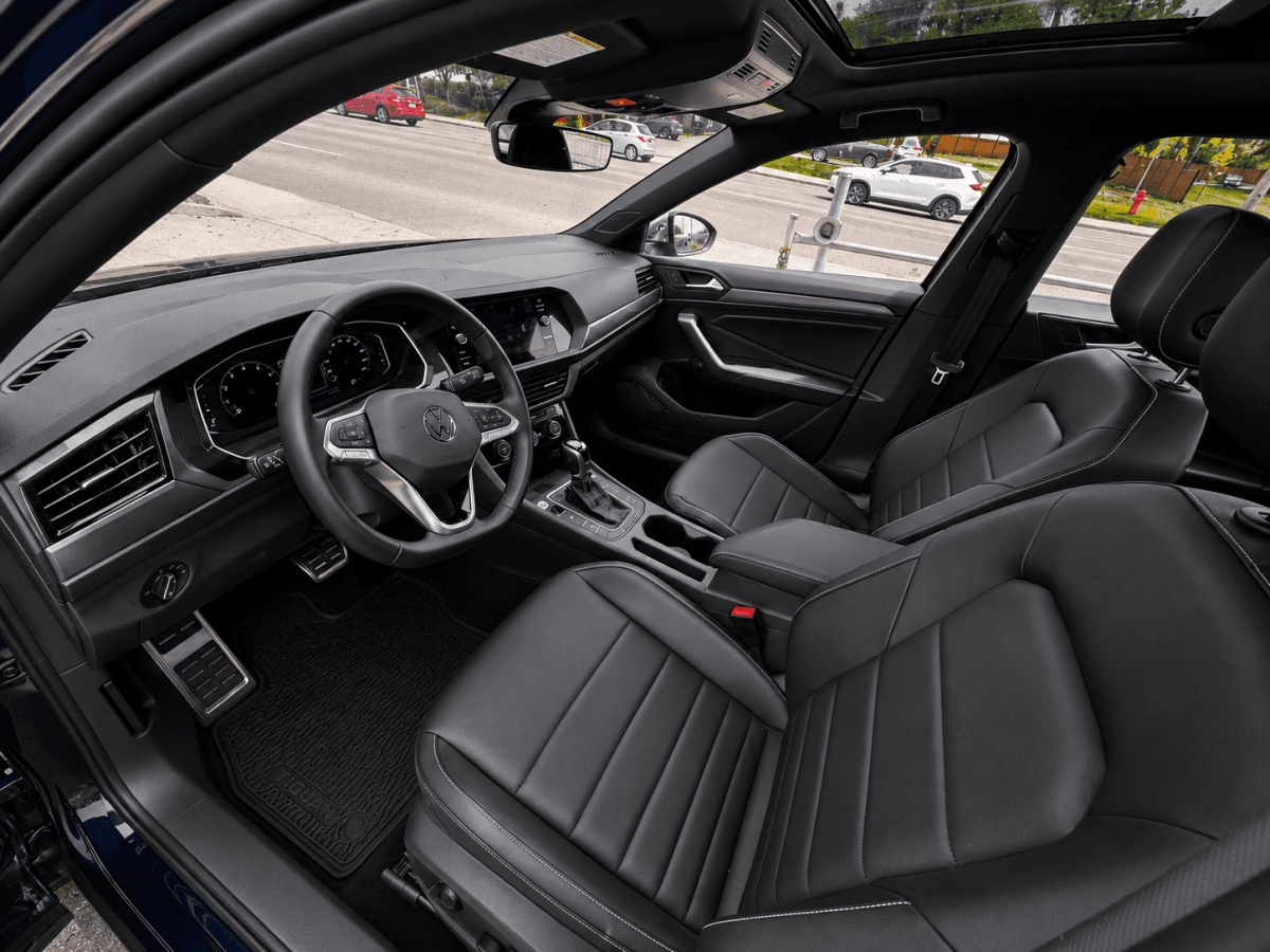 Volkswagen Jetta 2023 — photo 8