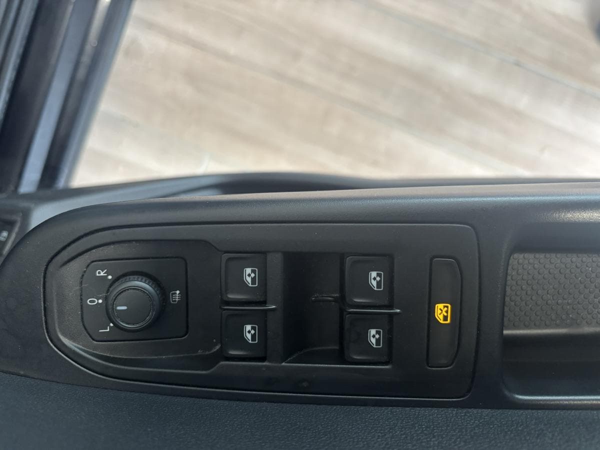 Volkswagen Taos 2023 — photo 14