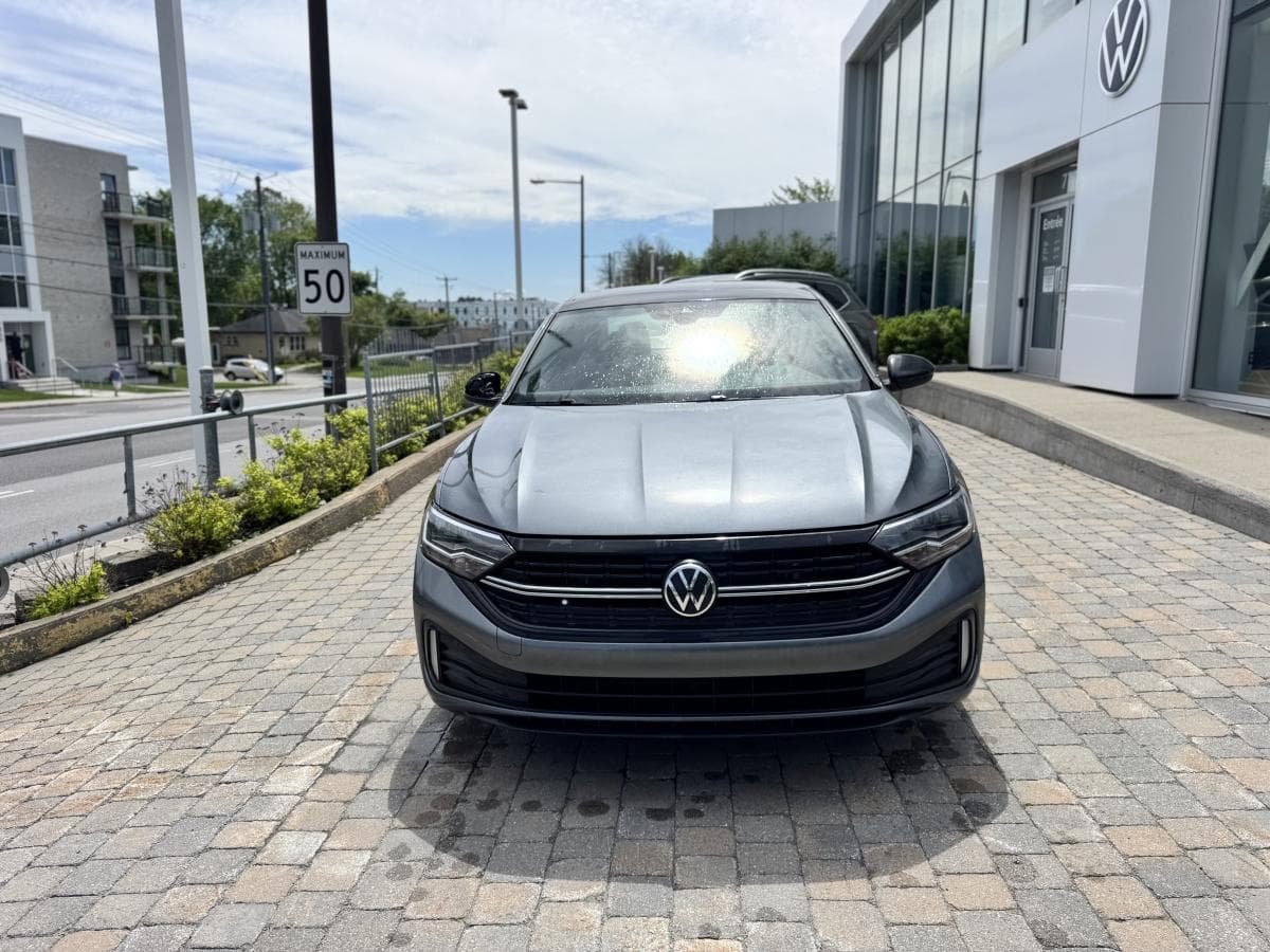 Volkswagen Jetta 2023 — photo 2