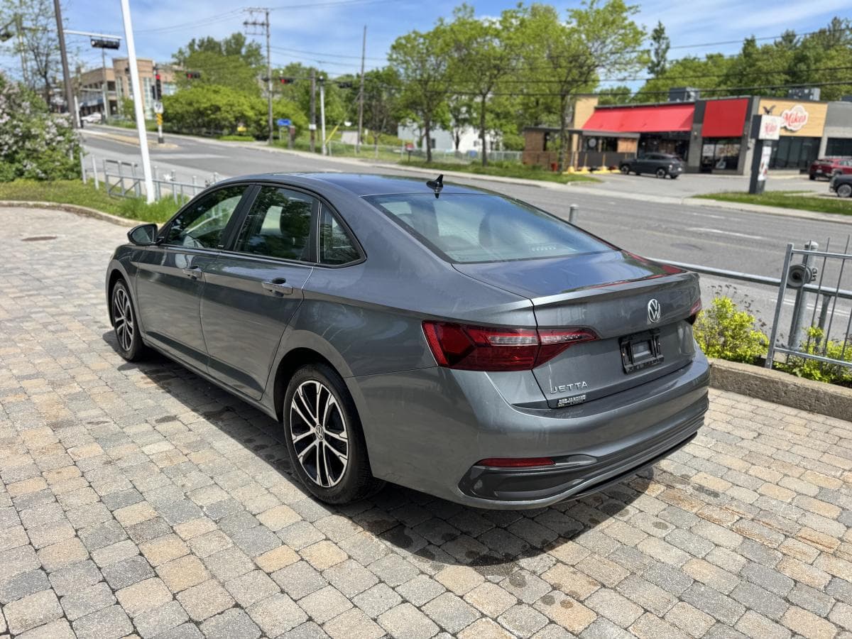 Volkswagen Jetta 2023 — photo 5