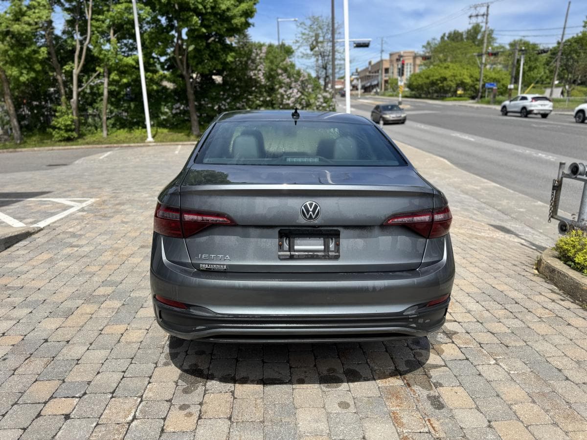 Volkswagen Jetta 2023 — photo 6