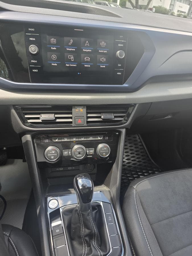 Volkswagen Taos 2023 — photo 12