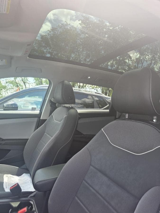 Volkswagen Taos 2023 — photo 14