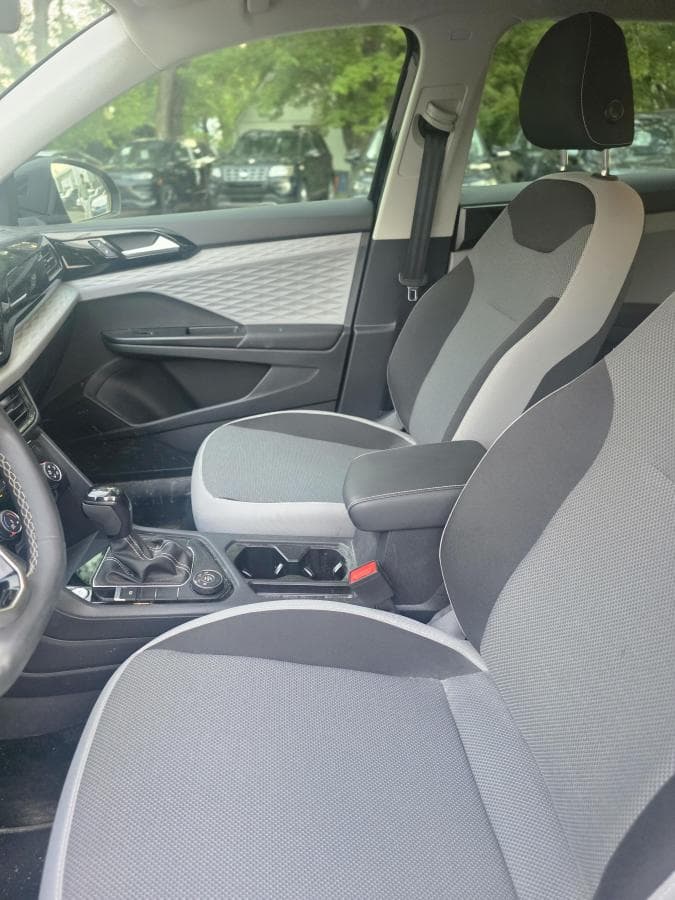 Volkswagen Taos 2023 — photo 9