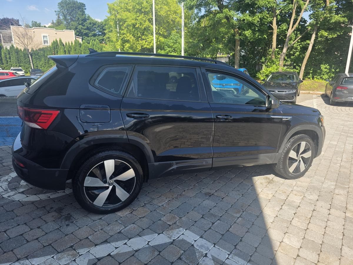 Volkswagen Taos 2024 — photo 8