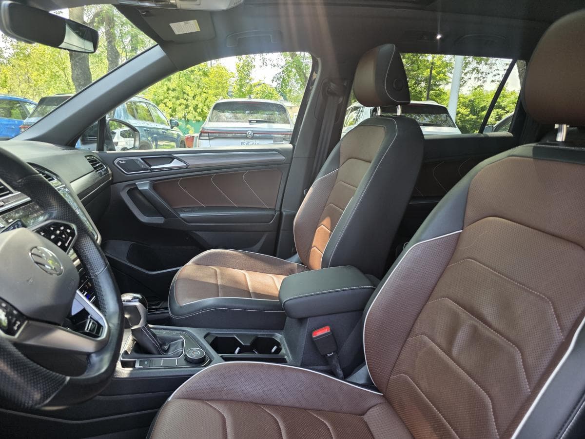 Volkswagen Tiguan 2023 — photo 13