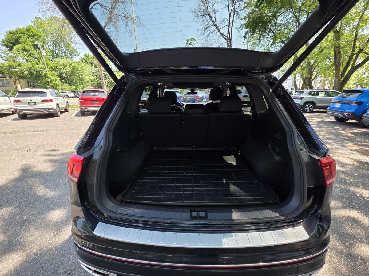 Volkswagen Tiguan 2023 — photo 8