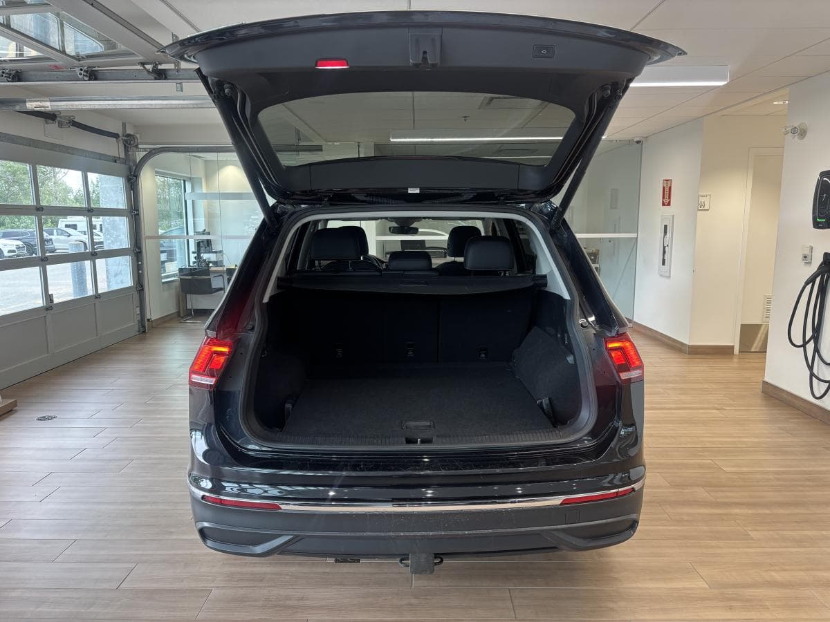 Volkswagen Tiguan 2022 — photo 12
