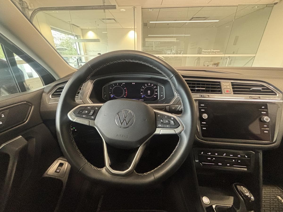 Volkswagen Tiguan 2022 — photo 20
