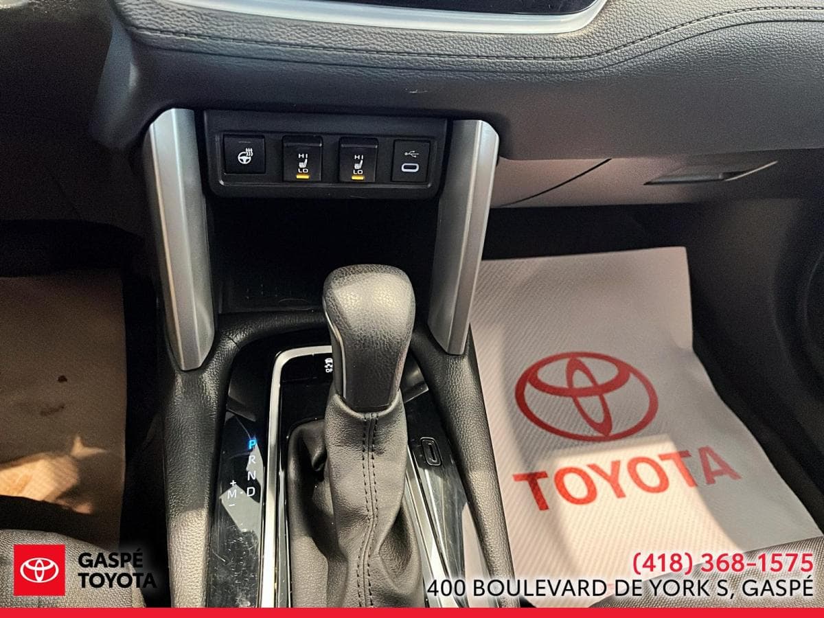 Toyota Corolla Cross 2023 — photo 16